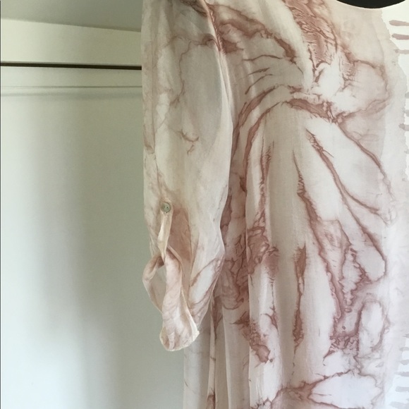 SALE🔥Made in Italy top.M Lined flowy & very light, long enough for a dress. - Picture 4 of 7